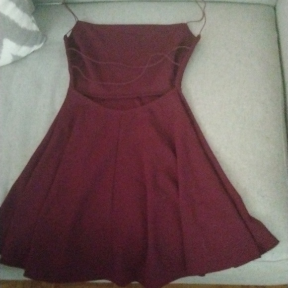 Windsor Maroon Flared Skater Dress - Picture 2 of 2